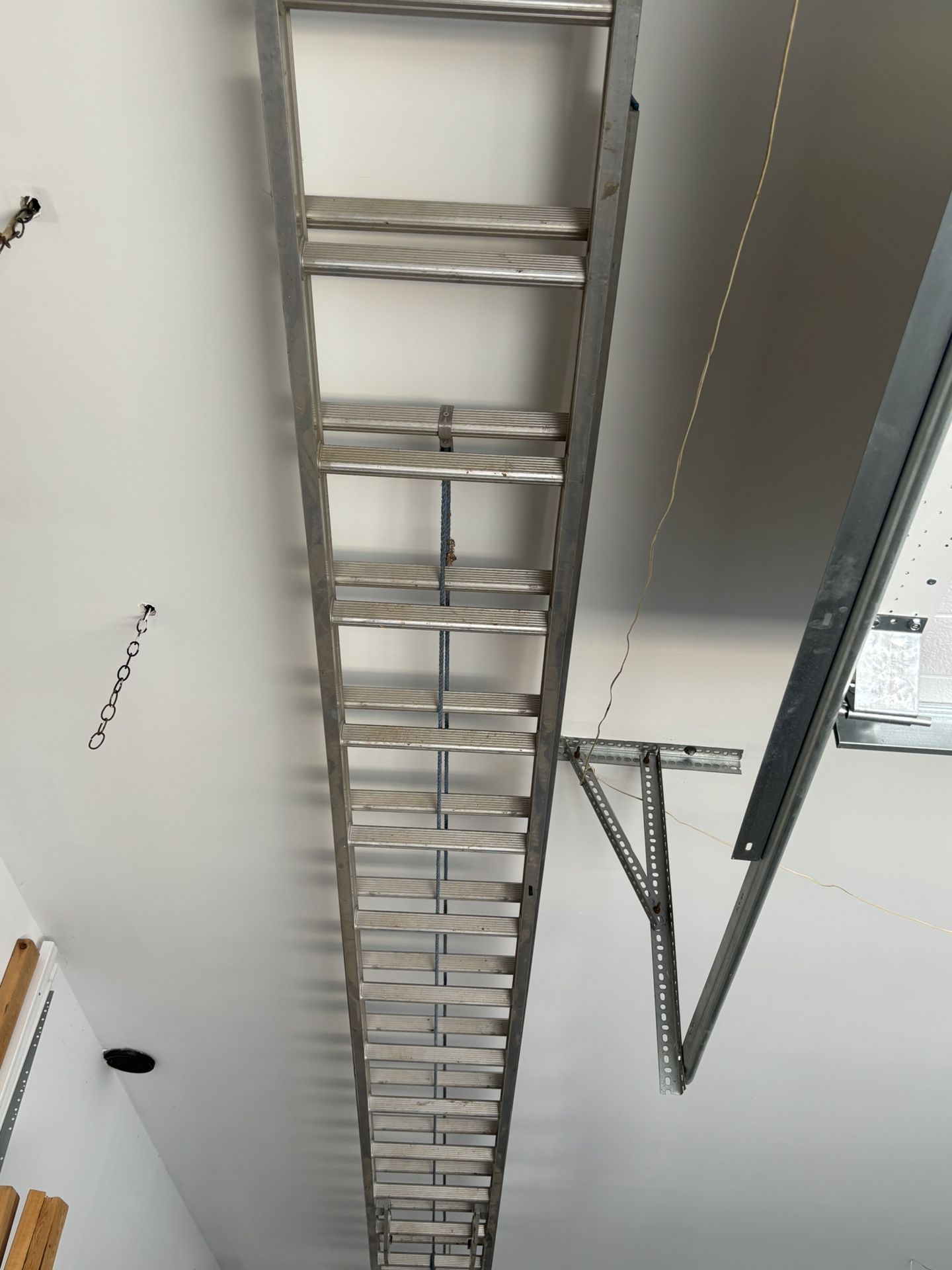 32 Foot Extension Ladder