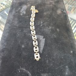 14k Gold Real Diamonds Gucci Puff Link Bracelet 