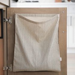 Brand new - reusable towel holder storage