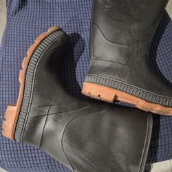 5$ Rain Boots Size 4