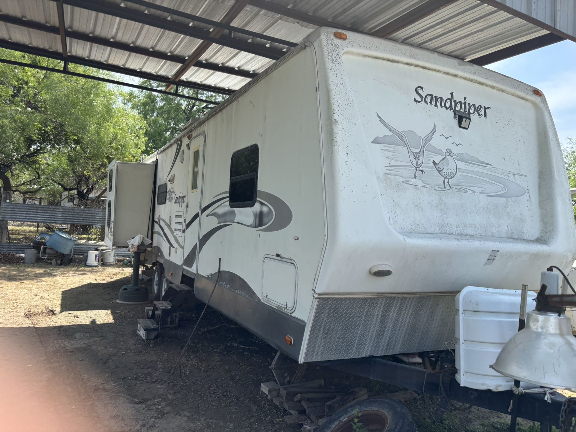 2008 Sandpiper 32 Feet