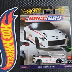 Hot Wheels Premium Car Culture Race Day 2023 Nissan Z GT4