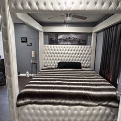 CREAM VELVET CANOPY BED 🛏️ Bluetooth Speakers & USB’s