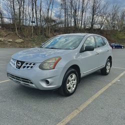 Gray 2014 Nissan Rogue