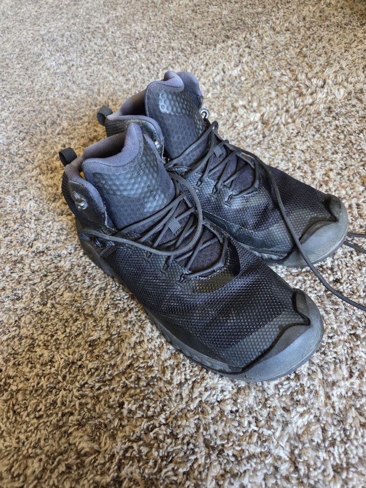 Keen NXIS EVO All Black