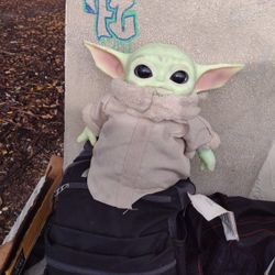 Baby Yoda 