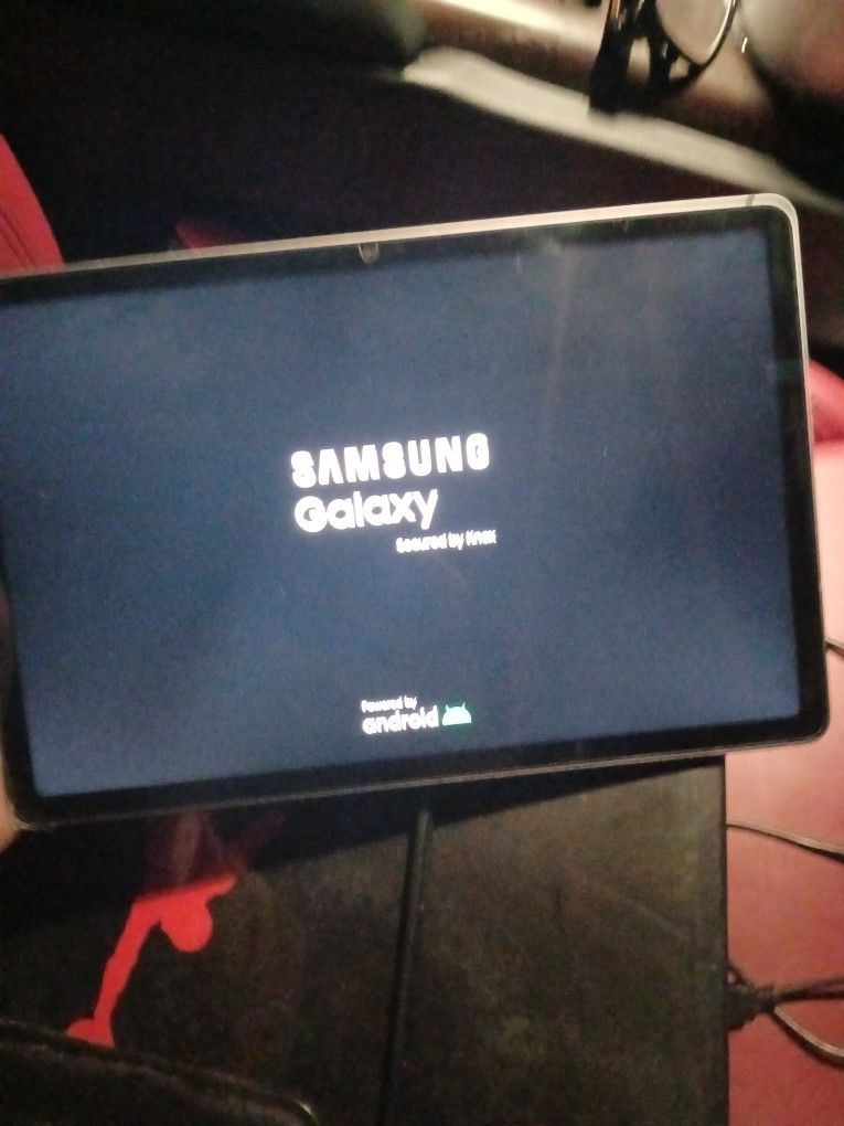 Samsung Galaxy Tablet (LOCKED)