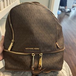 michael kors mini backpack