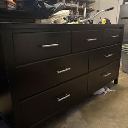 Bedroom Dresser Set