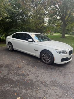 2015 BMW 750