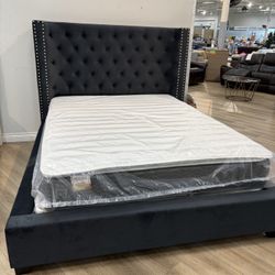 New In Box Dark Gray Queen Velvet Fabric Bedframe With Curved Headboard 