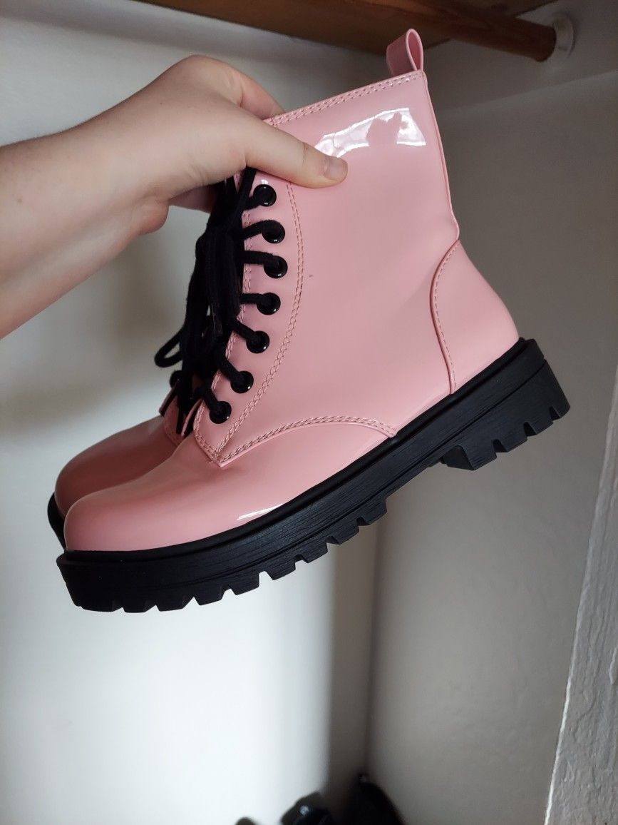 Size 10 Pink Boots