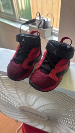 Toddler Jordan Lift Off TD size-5c  (worn once)