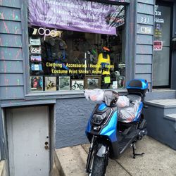 Gas Moped 150cc Color Blue