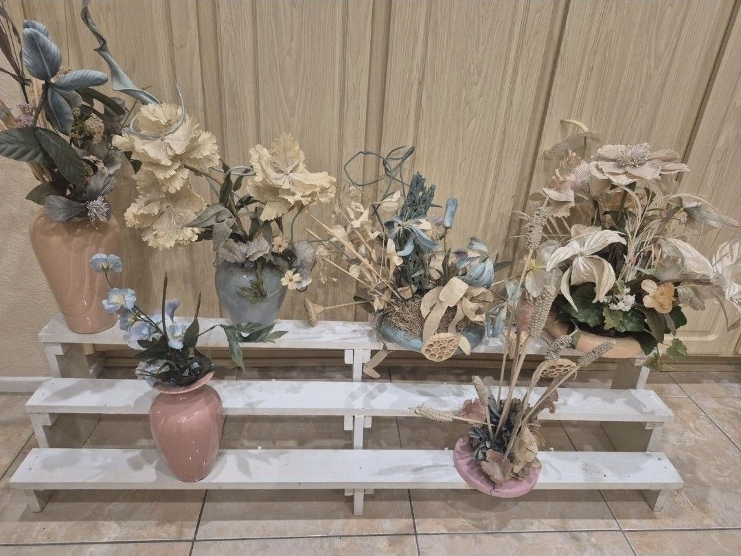 Artificial Silk Flowers Floral Centerpiece Arrangement In Ceramic Glaze Base (6)