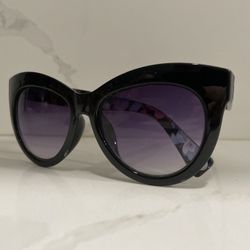 Steve Madden sunglasses