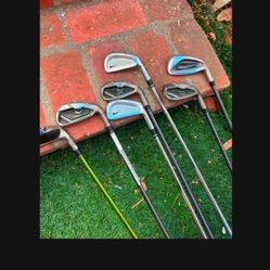 Golf Clubs 