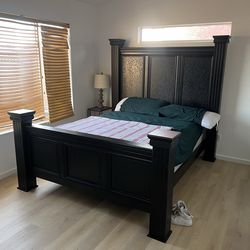 Bedroom set