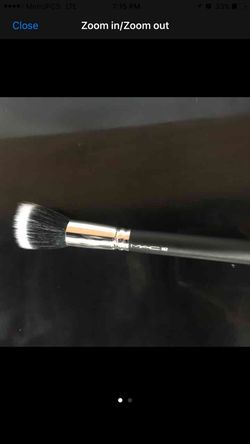 Mac brush #187 authentic