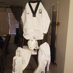 Take Kwon Do Gear And Outfit 