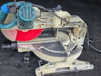 Makita table saw