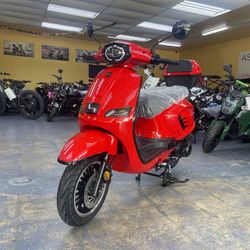 Retro Style Icebear Classic 150cc Scooter On Sale