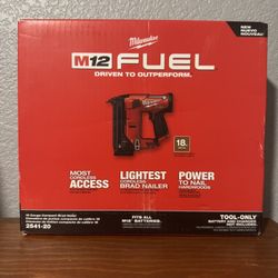 Milwaukee M12 18GA Brad Nailer  (Tool-Only)