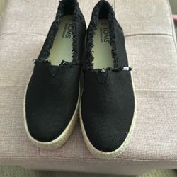 TOMS Women's Valencia Slip-On Platform Shoes