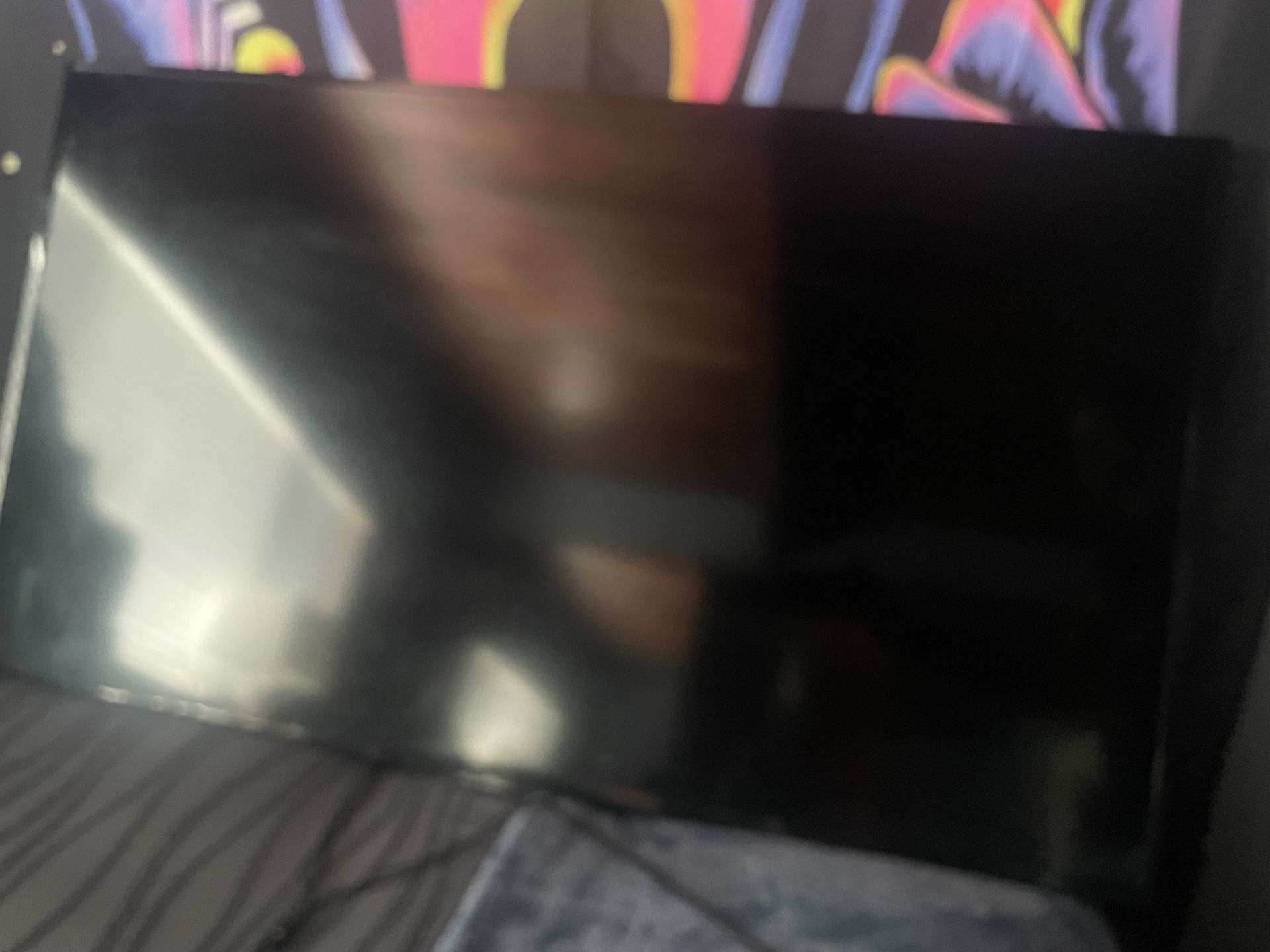 HD Flat Screen TV