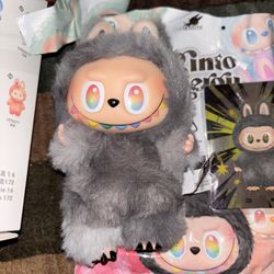 Big Into Energy Secret ID Labubu