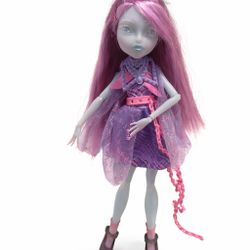 Monster High Haunted Kiyomi Haunterly Doll