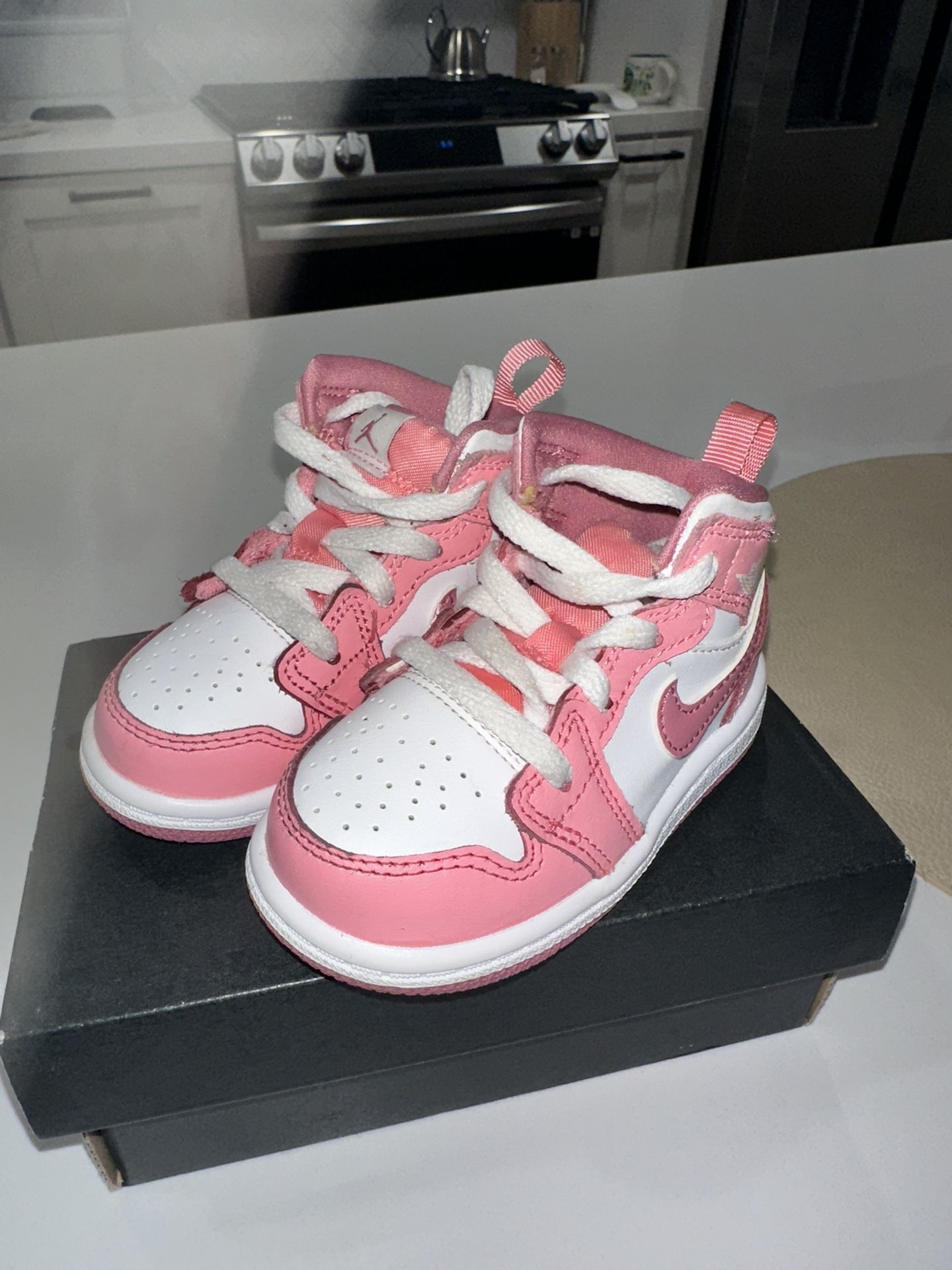 Jordan 1 baby 5c valentines shoes
