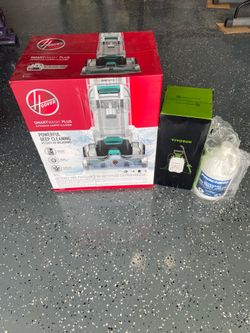 Hoover SmartWash+ Carpet Cleaner with Sprayer and Solution (New)
