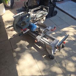 KOBALT METER SAW/w Stand