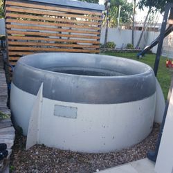 MD-11 Inlet Cowl Jacuzzi/ Sports Bar