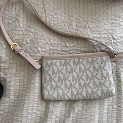 MK purse