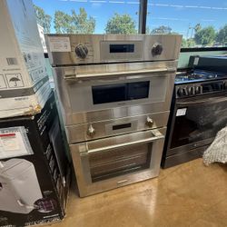 Thermador wall oven and microwave combo