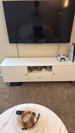 Modern White TV Stand with Fluted Doors & Gold Accents