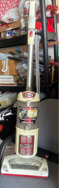 Excellent Condition Shark Rotator Vacuum