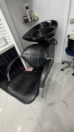 Lava cabeza de peluquera