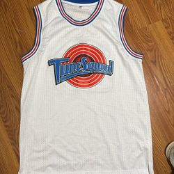 Tune Squad Space Jam Jersey – Stitched – Women’s Size L – Great Condition
