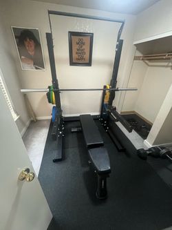 Torque USA bench/squat rack with accessories/mats