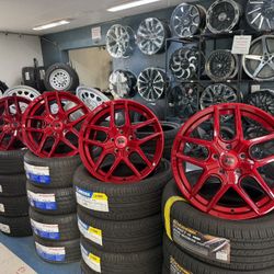 ESTÁS. BUSCANDO  RINES Y LLANTAS 