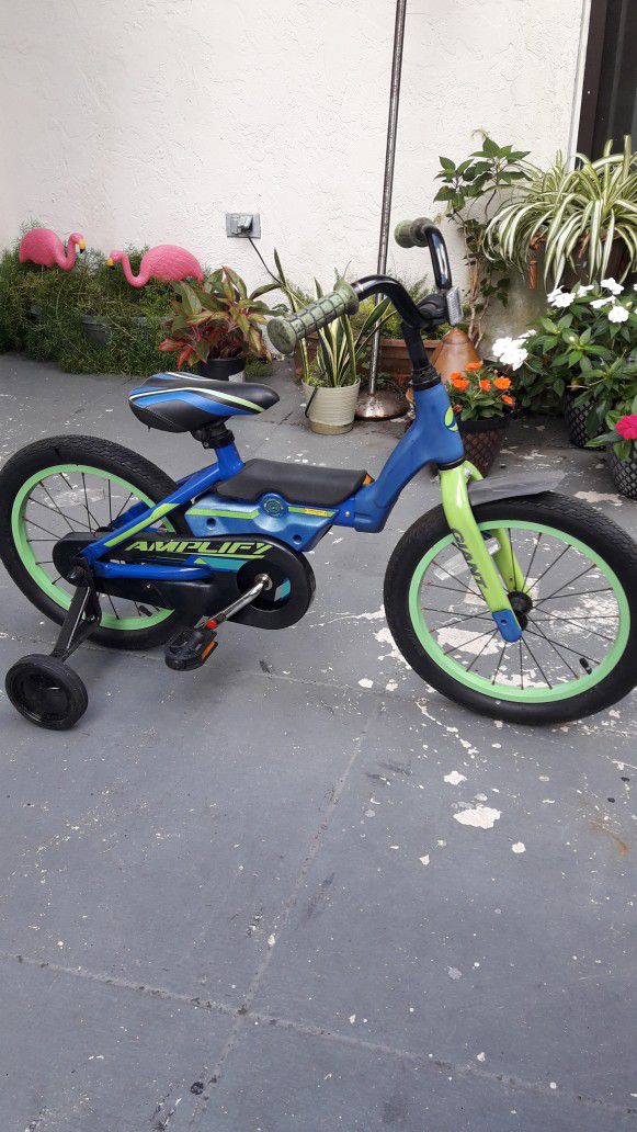 Nice Bike for Children from 2 to 8 years old