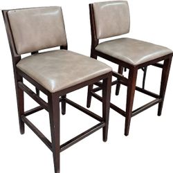 par de bancos buenas condiciones