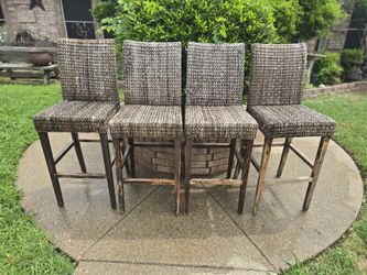 4 Wicker Bar Height Outdoor Chairs 