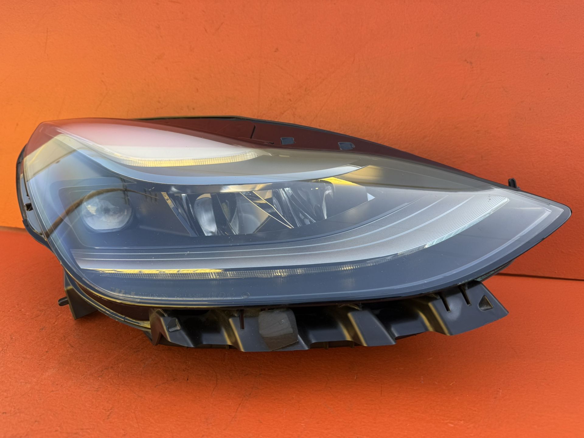 2021-2023 Tesla Model 3 Y Right RH Full LED Matrix Headlight OEM 1514953-00-D