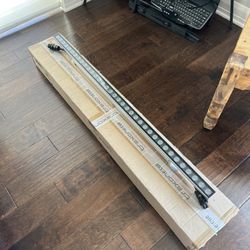 TRAXON -RGB 4FT WALL WASH -RETAIL $1,200/EACH - $100/EACH