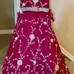 Selling  wine-colored lehenga 3 pc set  Size Medium/10/36 