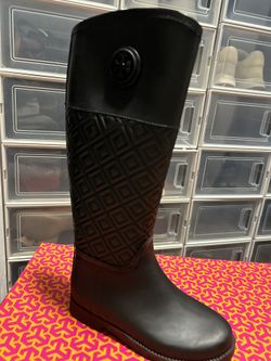 Tory Burch Boots